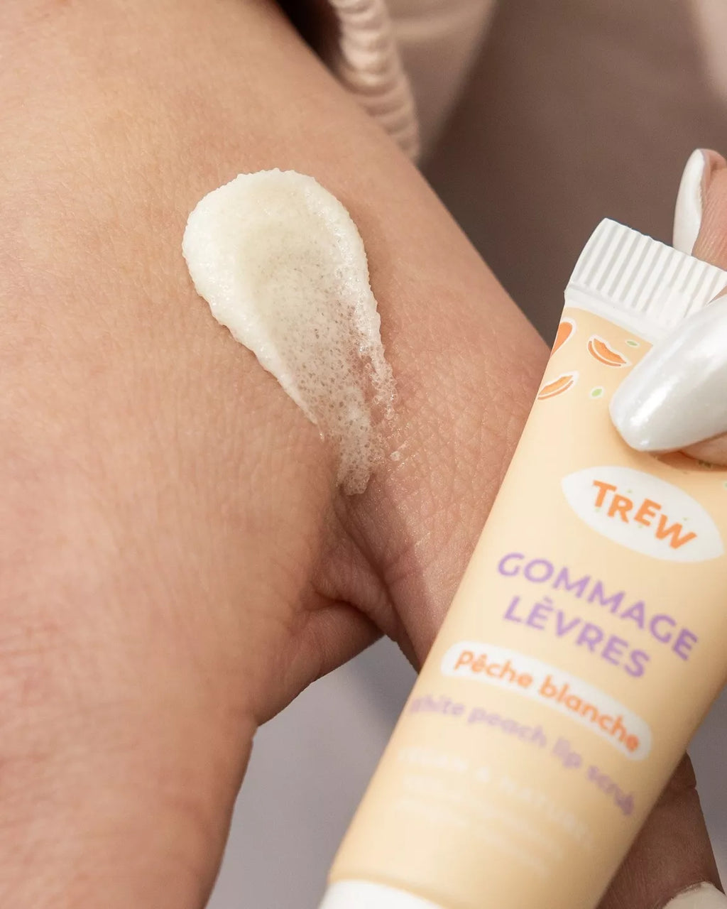 TREW – Sugar Scrub – Gommage Lèvres Pêche Blanche