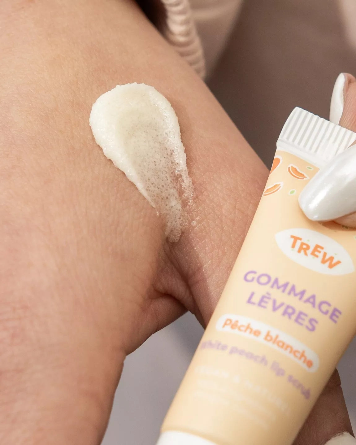 TREW – Sugar Scrub – Gommage Lèvres Pêche Blanche